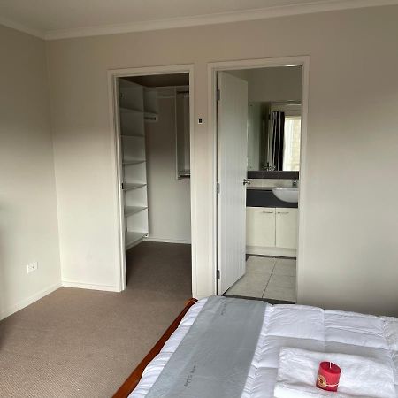 Ruth'S House Homestay Master Room With Private Shower And Toilet Auckland Eksteriør billede